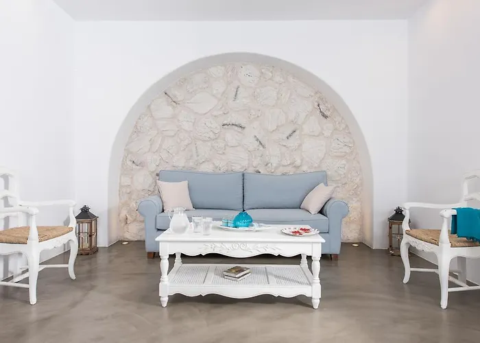 Cycladic Islands & 4*