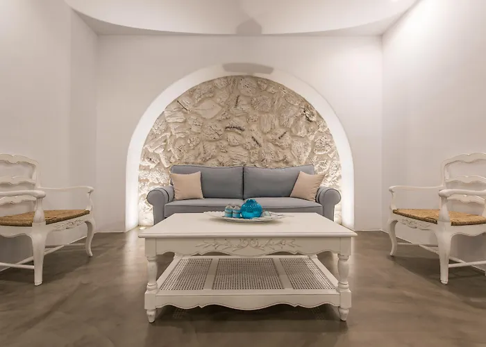 Cycladic Islands & Отель