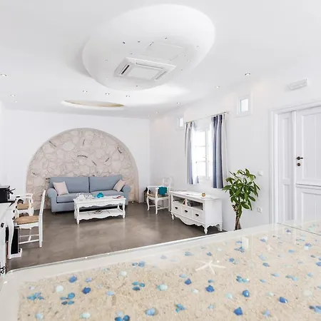 Cycladic Islands & Hotel