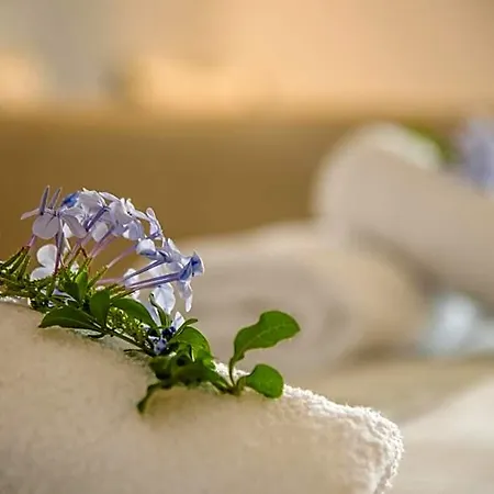 Cycladic Islands & 4* Agia Anna (Naxos)