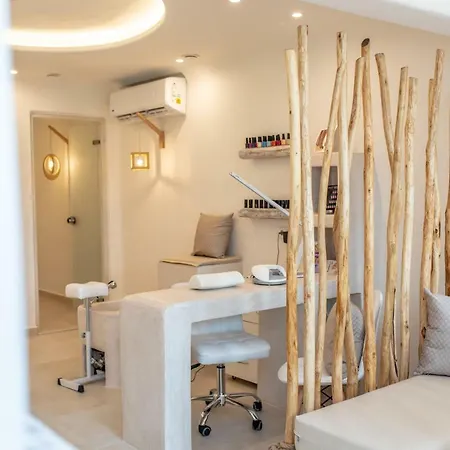 Cycladic Islands & 4*